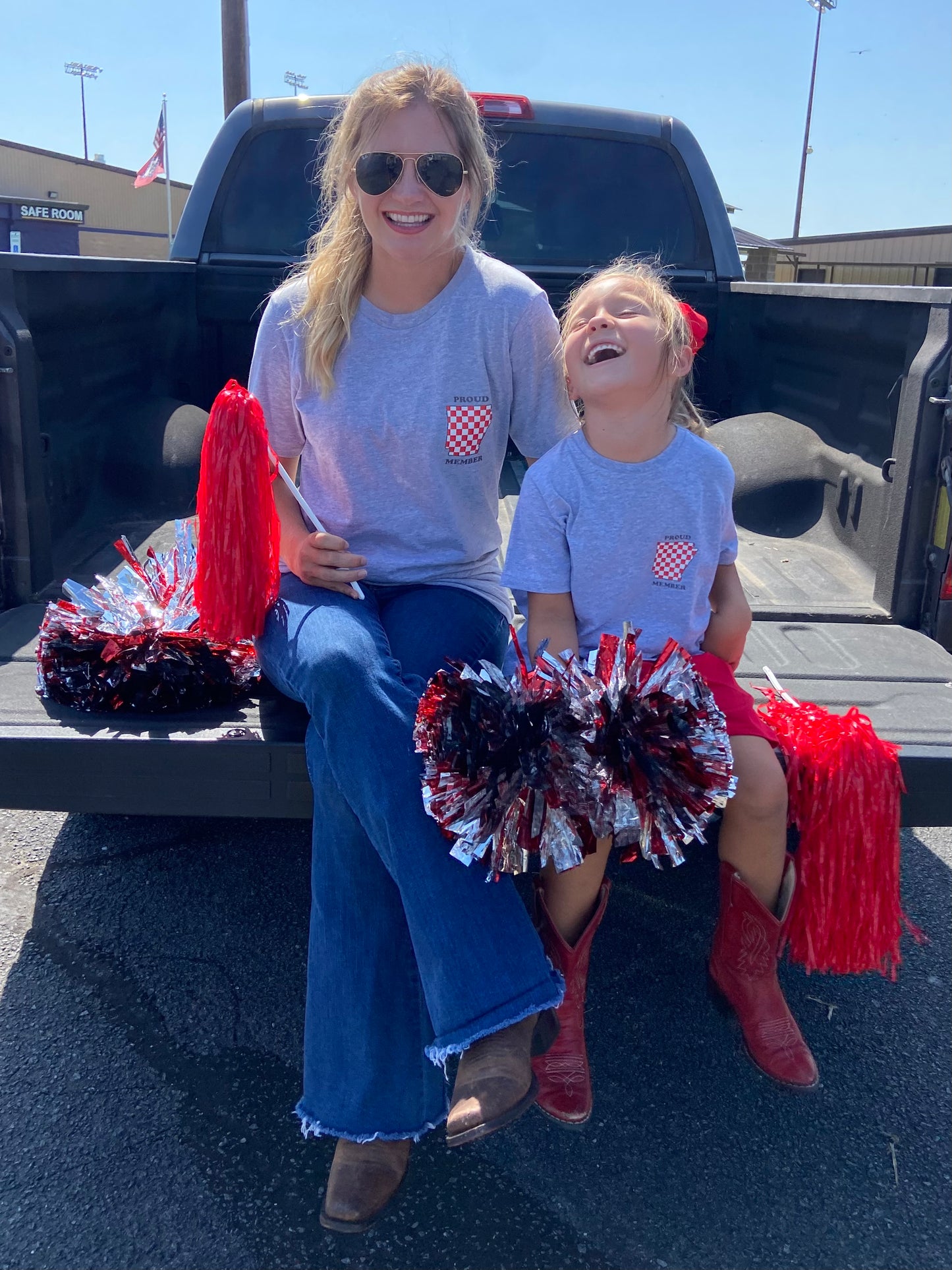 Pitt Crew Mom Tee-2 Colors Available