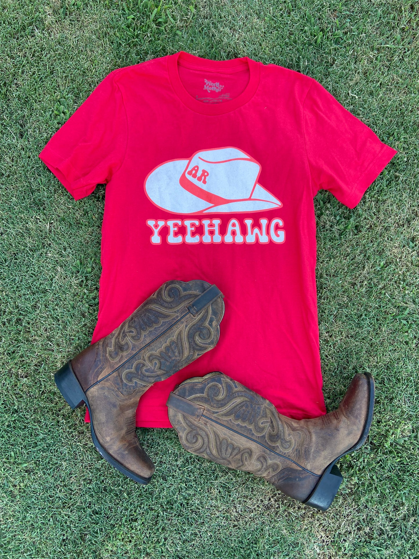 Yeehawg Hat Mom Tee-4 Colors Available